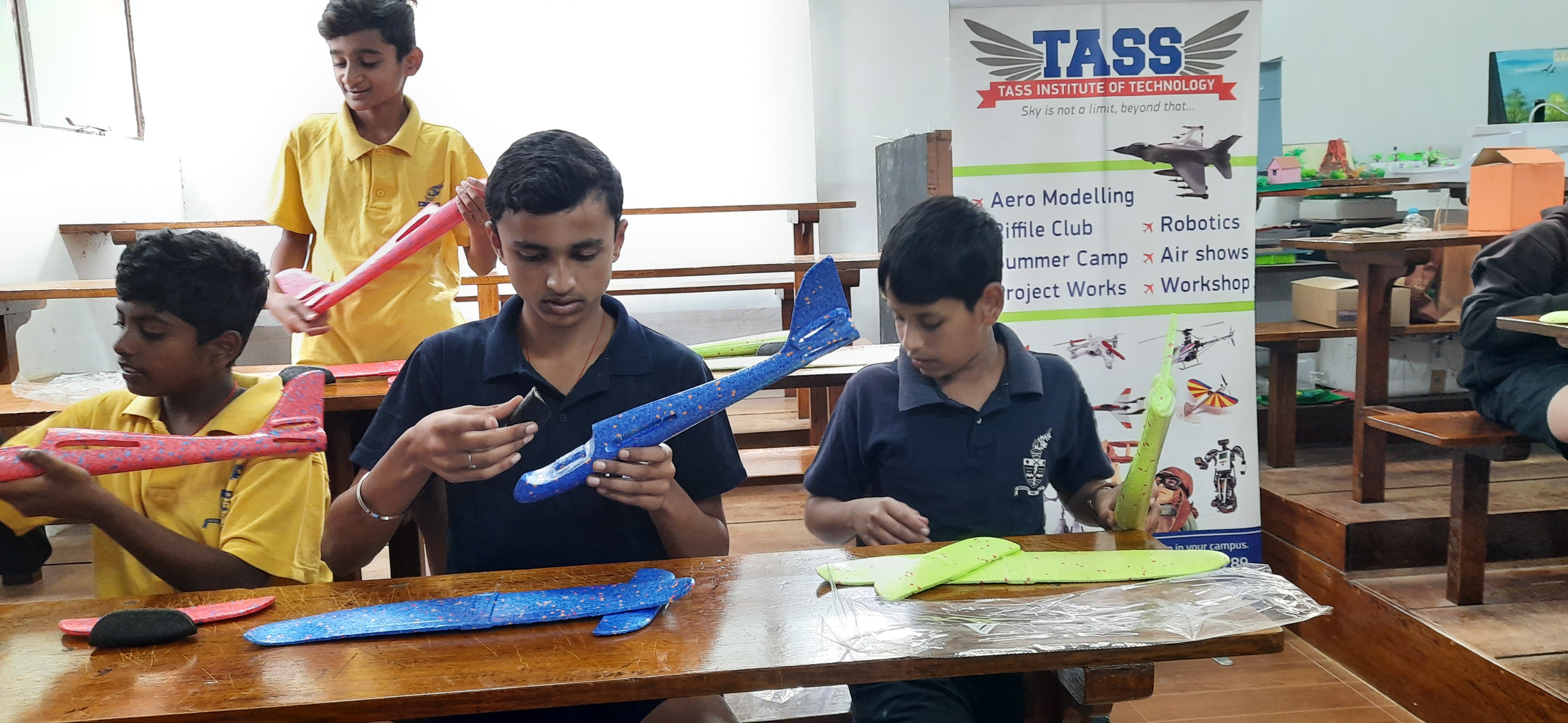 Aeromodelling  Lawrence school ooty