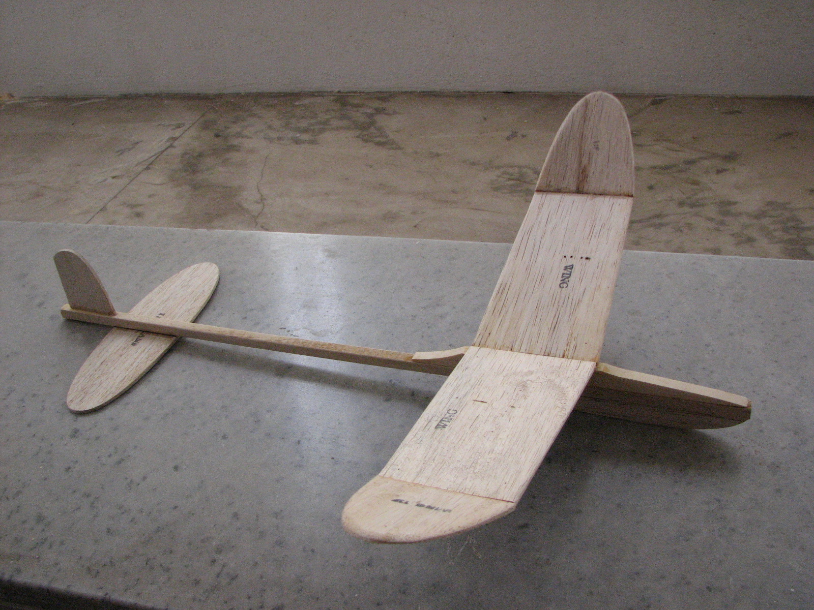 BALSA WOOD SEE EAGLE CHUCK/CATAPULT GLIDER